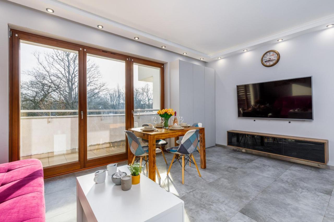 Platan City Centre Apartment By Noclegi Renters Свіноуйсьце Екстер'єр фото