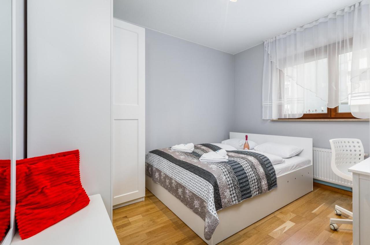 Platan City Centre Apartment By Noclegi Renters Свіноуйсьце Екстер'єр фото